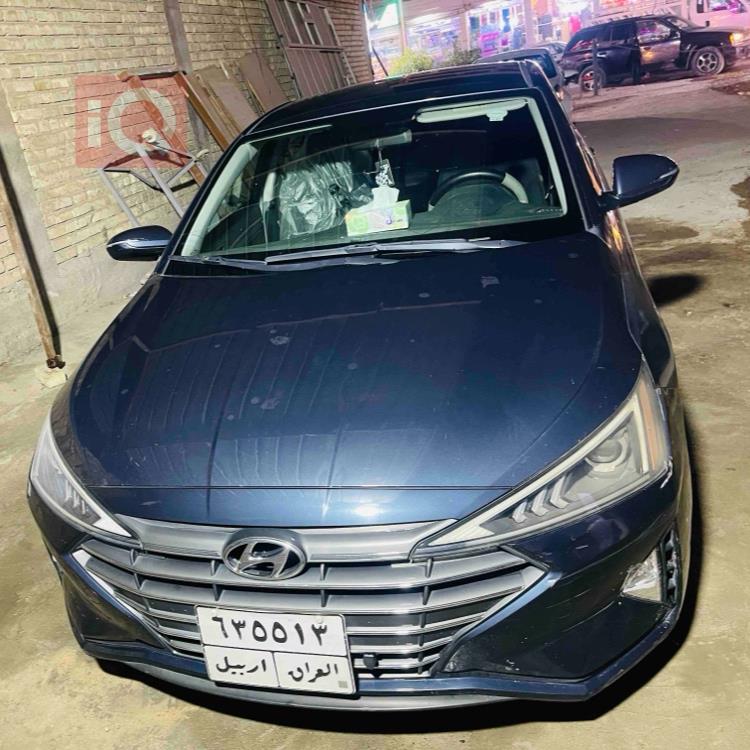 هیوندای ئەلەنترا